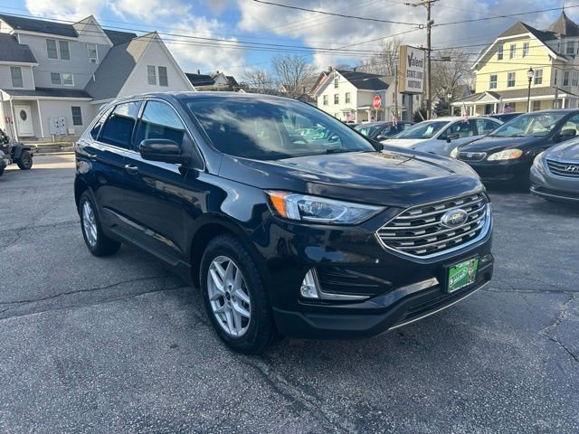 2021 Ford Edge SEL photo 3