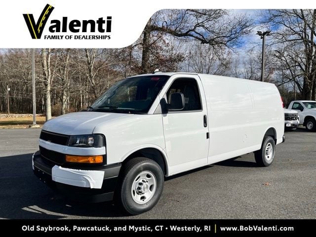 2025 Chevrolet Express Cargo Work Van's photo