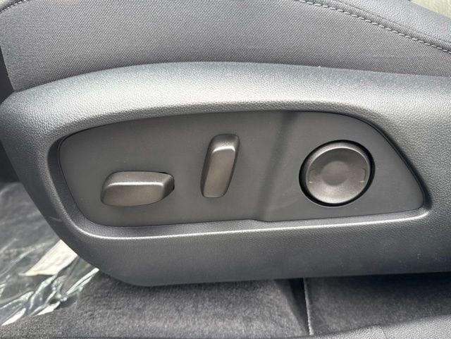 2026 Chevrolet Equinox LT - Photo 15