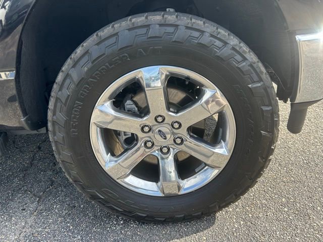 2021 Ford F-150 Lariat photo 2