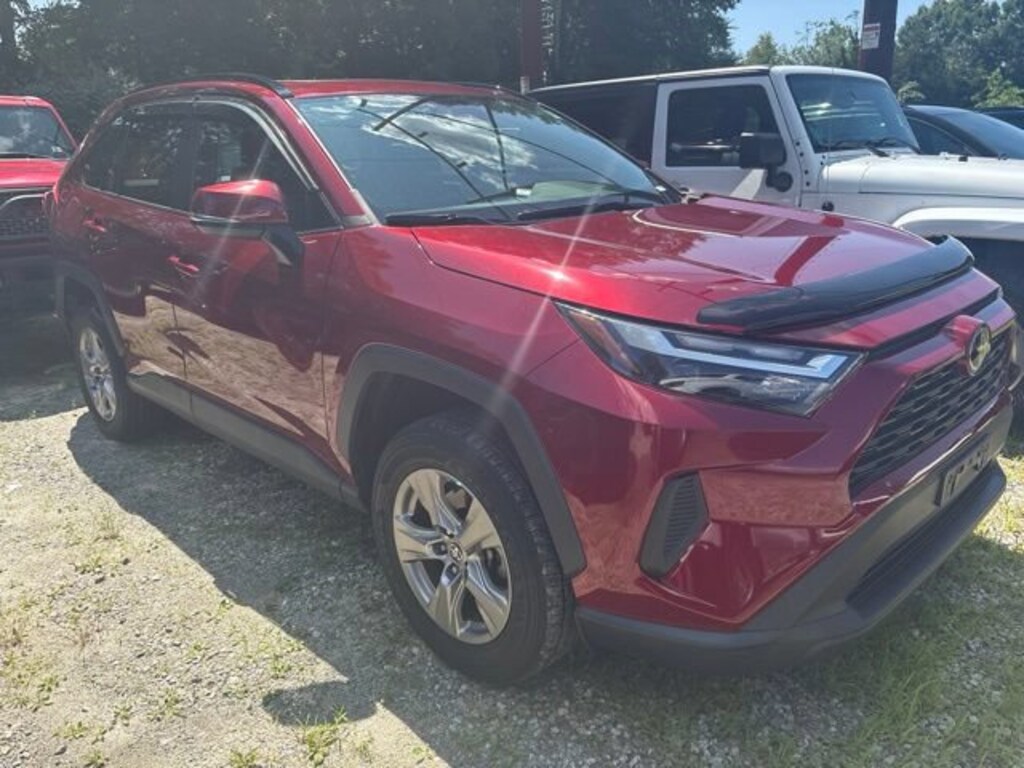 Used 2022 Toyota RAV4 XLE SUV