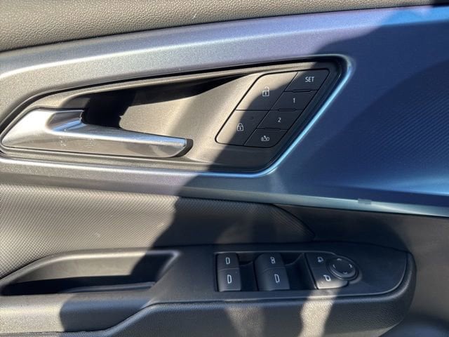 2026 Chevrolet Equinox EV 2LT - Photo 14