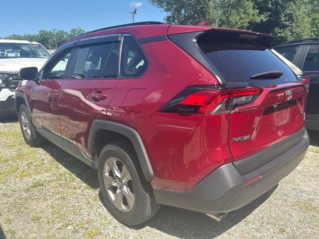 2022 Toyota RAV4 XLE - Photo 7