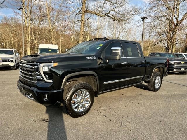 Used 2024 Chevrolet Silverado 2500HD High Country with VIN 2GC4YREYXR1113856 for sale in Mystic, CT
