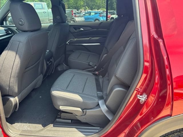 2026 Chevrolet Traverse LT - Photo 13