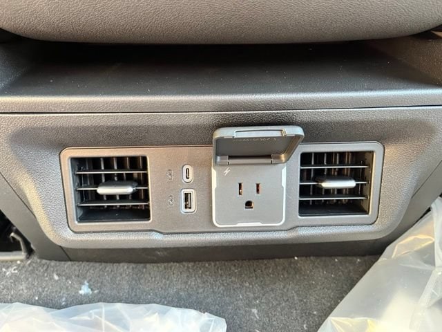 2026 Chevrolet Silverado 3500 HD LT - Photo 22
