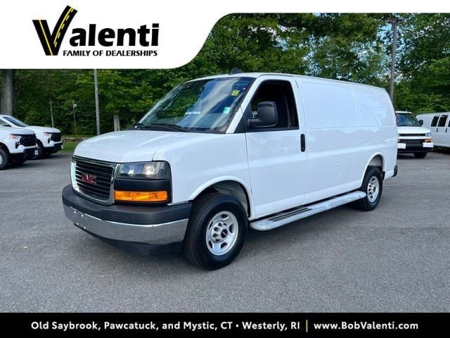 2025 GMC Savana 2500's photo