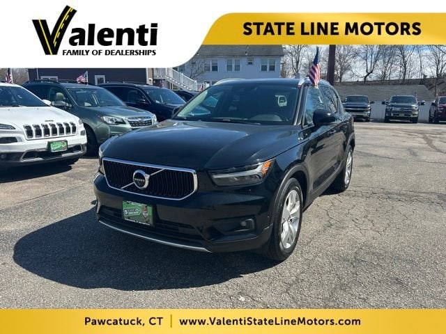 2019 Volvo XC40 Momentum