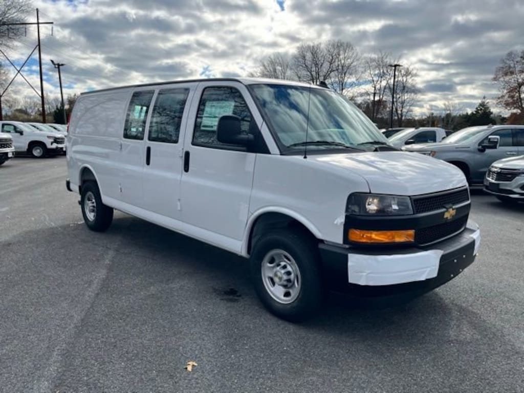 New 2025 Chevrolet Express Cargo 3500 WT Van