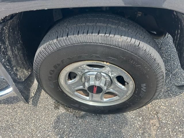 Used 2004 GMC Sierra 1500 SLE with VIN 1GTEC14X94Z102912 for sale in Stonington, CT