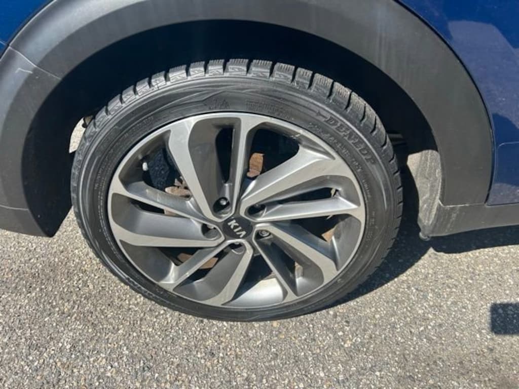 Used 2017 Kia Niro Touring SUV