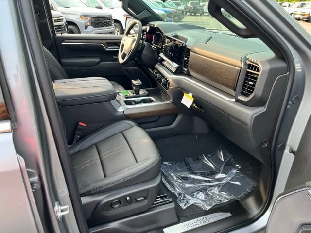2025 Chevrolet Silverado 1500 High Country - Photo 27