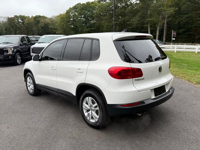 2012 Volkswagen Tiguan photo 3