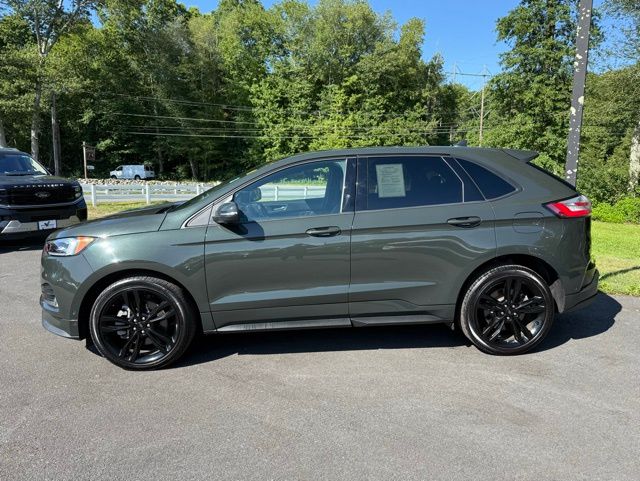 2024 Ford Edge ST photo 3