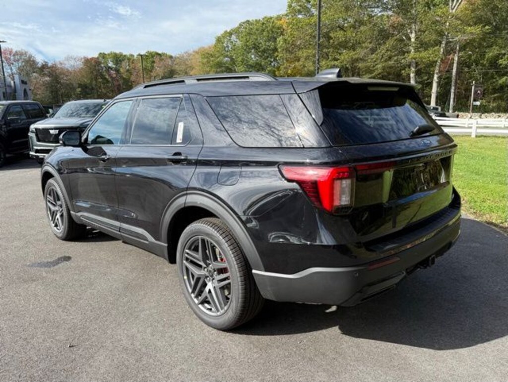 New 2025 Ford Explorer ST-Line SUV