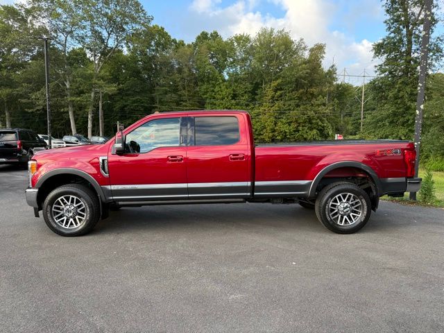 2018 Ford F-350 Lariat photo 3