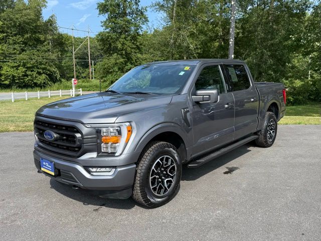 2022 Ford F-150 XLT photo 2