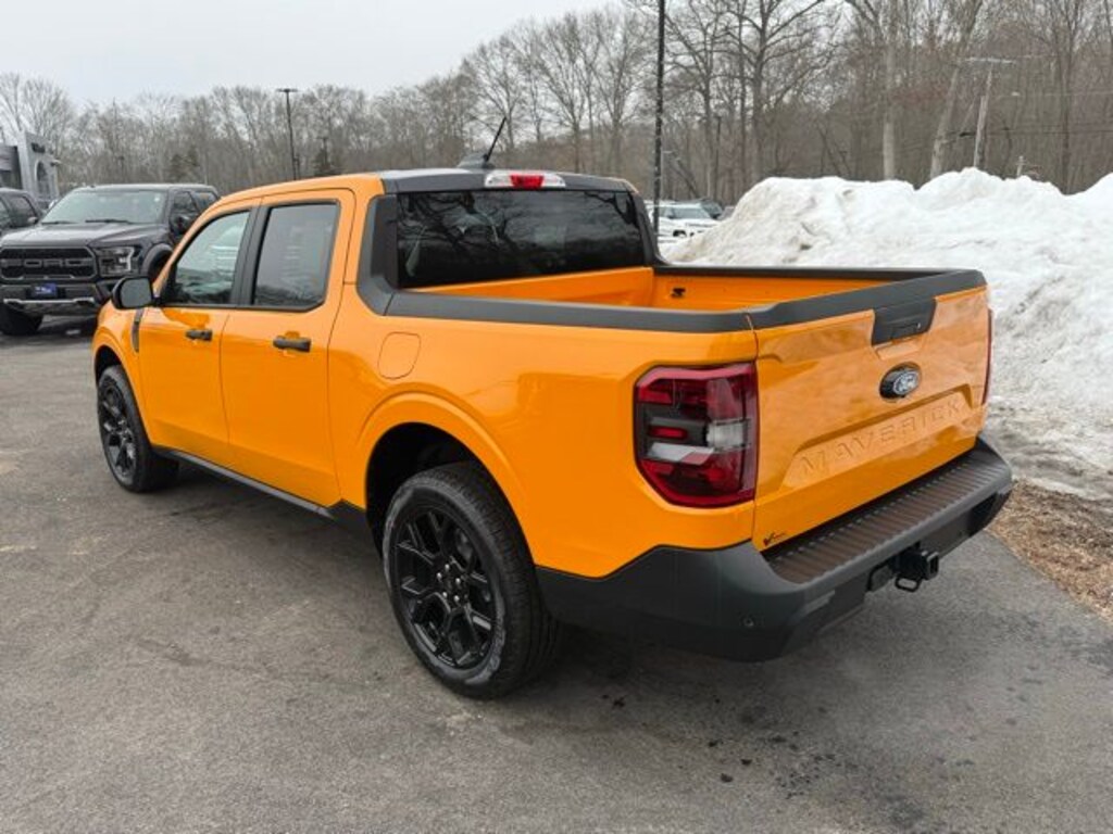 New 2026 Ford Maverick XLT Truck SuperCrew