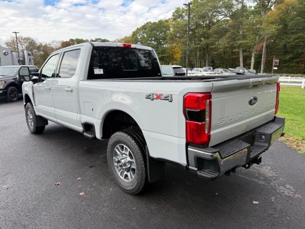 New 2026 Ford F-350 Truck Crew Cab
