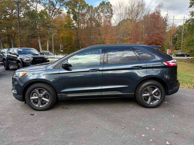 2023 Ford Edge SEL photo 3