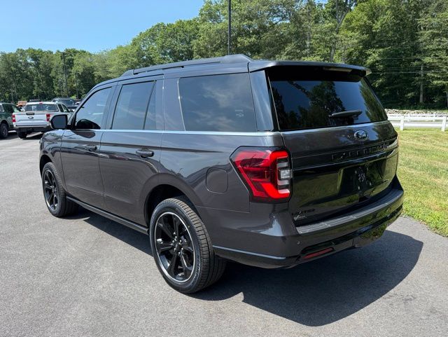 2024 Ford Expedition Limited photo 4