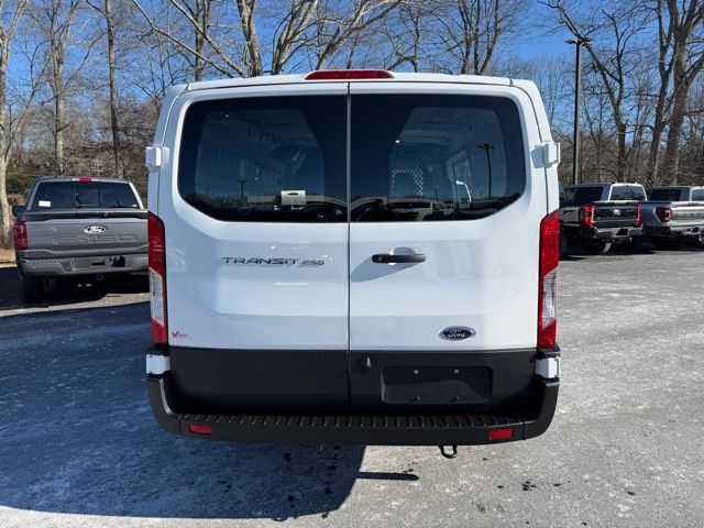 2023 Ford Transit photo 4
