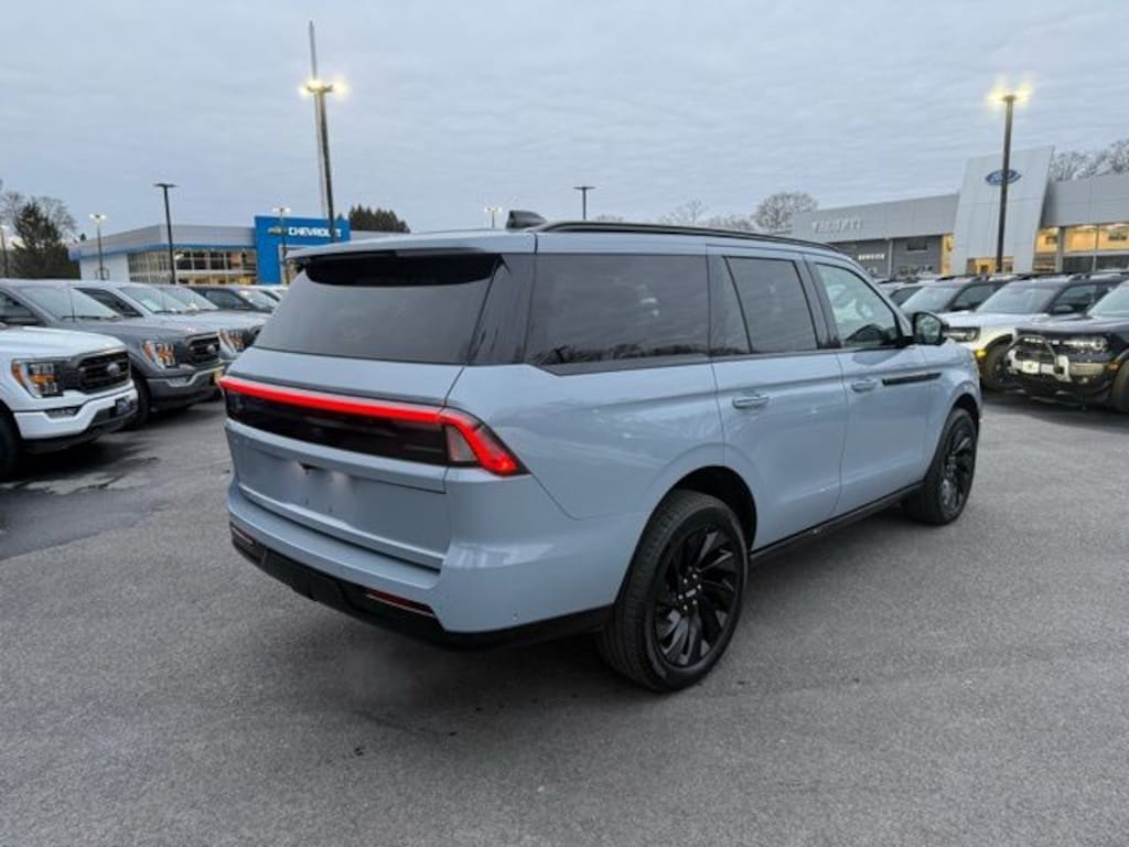 Used 2025 Lincoln Navigator Reserve SUV