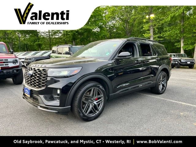 2025 Ford Explorer ST-LINE 4WD (PL535)'s photo