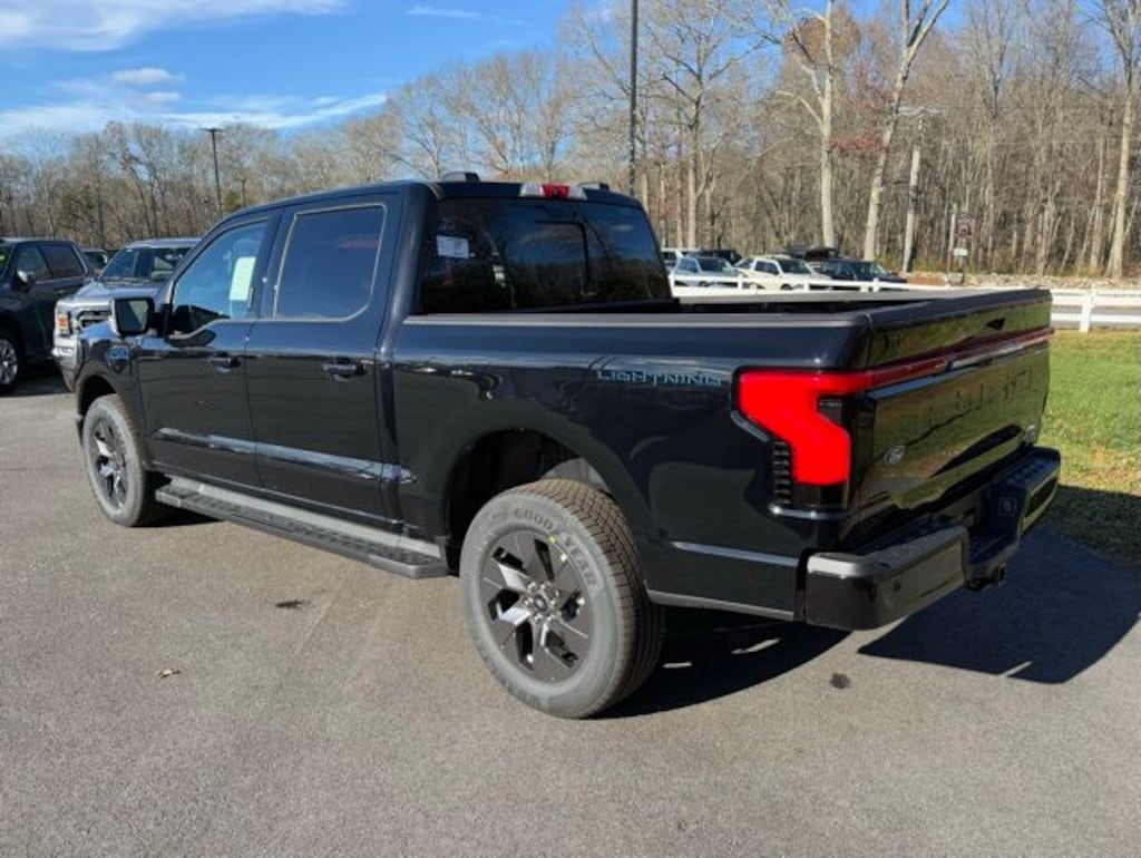 New 2025 Ford F-150 Lightning Lariat Truck SuperCrew Cab