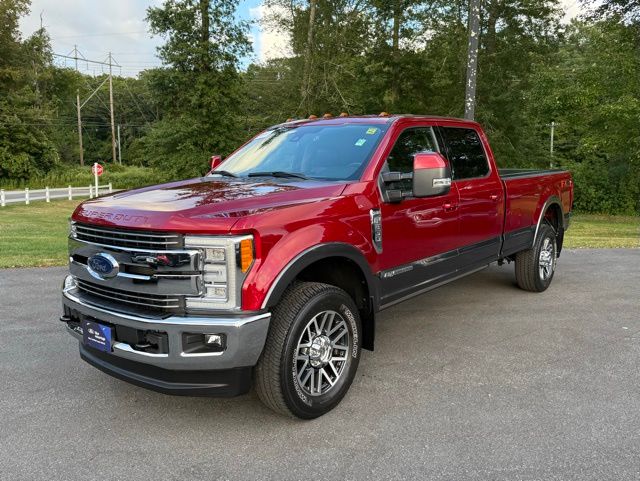 2018 Ford F-350 Lariat photo 2