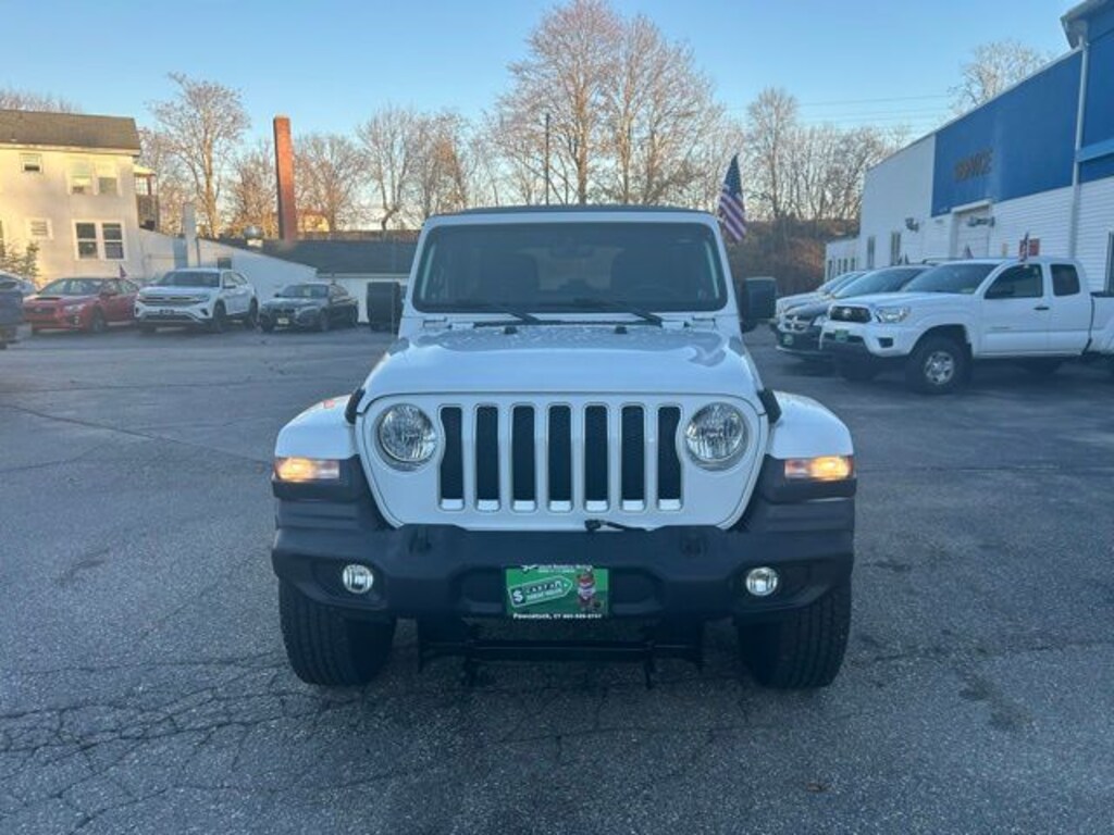 Used 2018 Jeep Wrangler Unlimited Sahara SUV