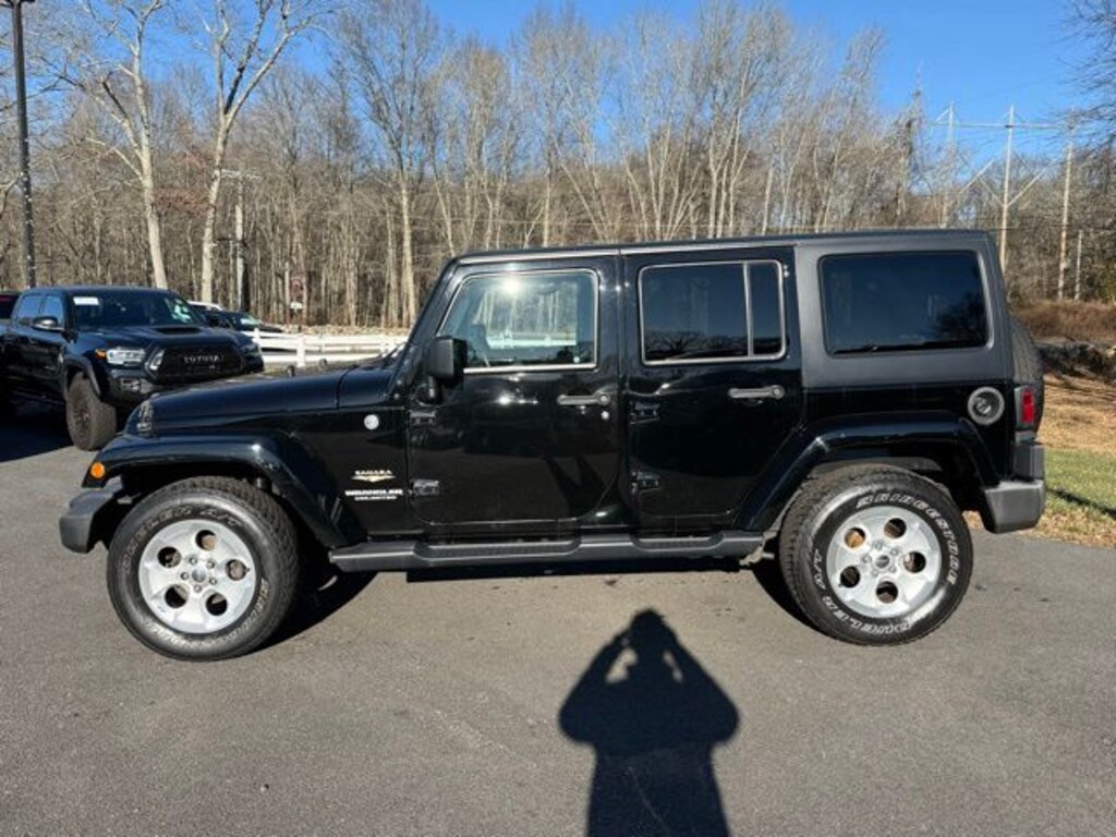 Used 2015 Jeep Wrangler Unlimited Sahara SUV