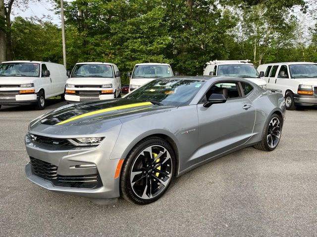 2023 Chevrolet Camaro SS Coupe photo 2