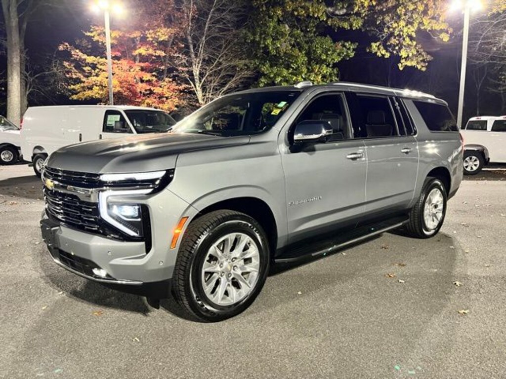Used 2025 Chevrolet Suburban Premier SUV