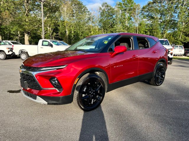 2023 Chevrolet Blazer 2LT photo 2
