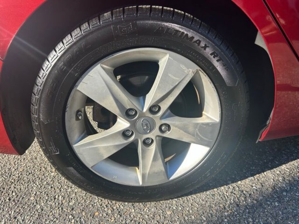 Used 2011 Hyundai Elantra GLS Sedan