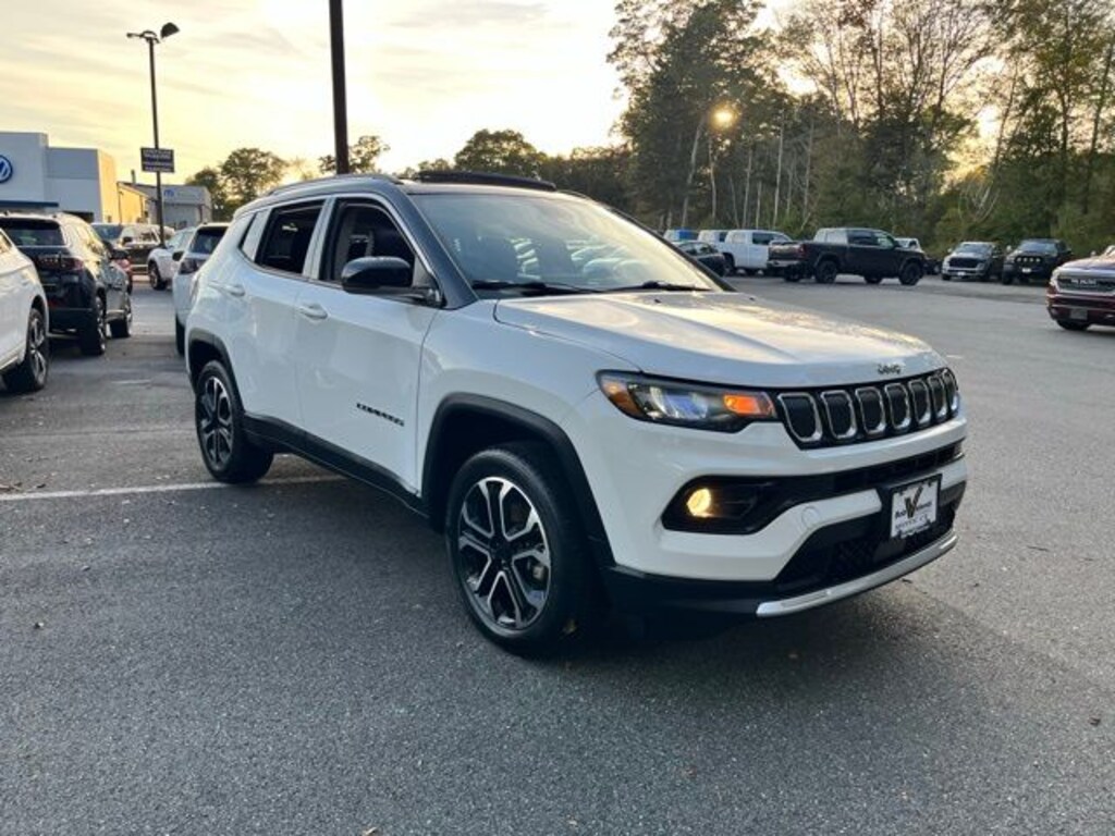 Used 2022 Jeep Compass Limited SUV