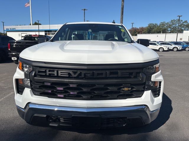 2024 Chevrolet Silverado 1500 photo 3