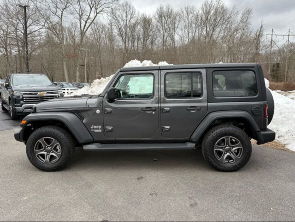 Used 2018 Jeep Wrangler Unlimited Sport S SUV