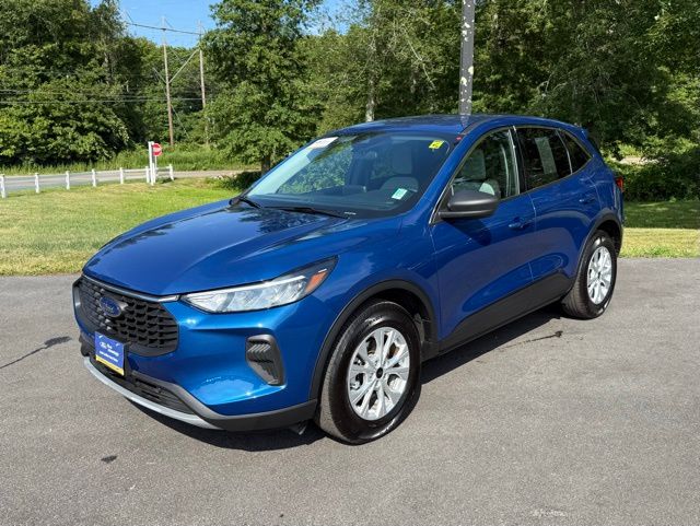 2023 Ford Escape Active photo 2