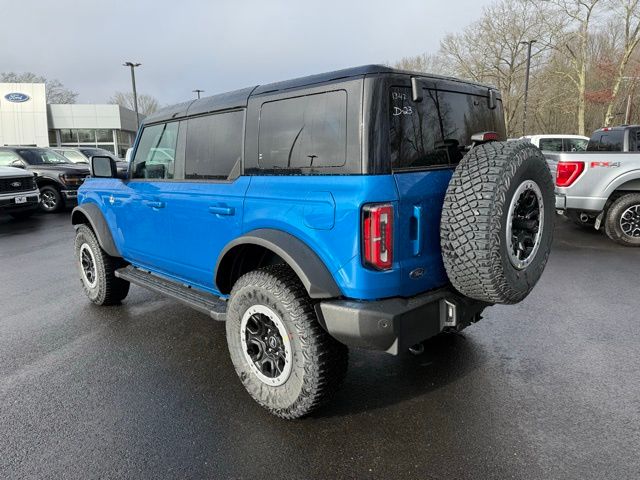 2024 Ford Bronco Outer Banks photo 4