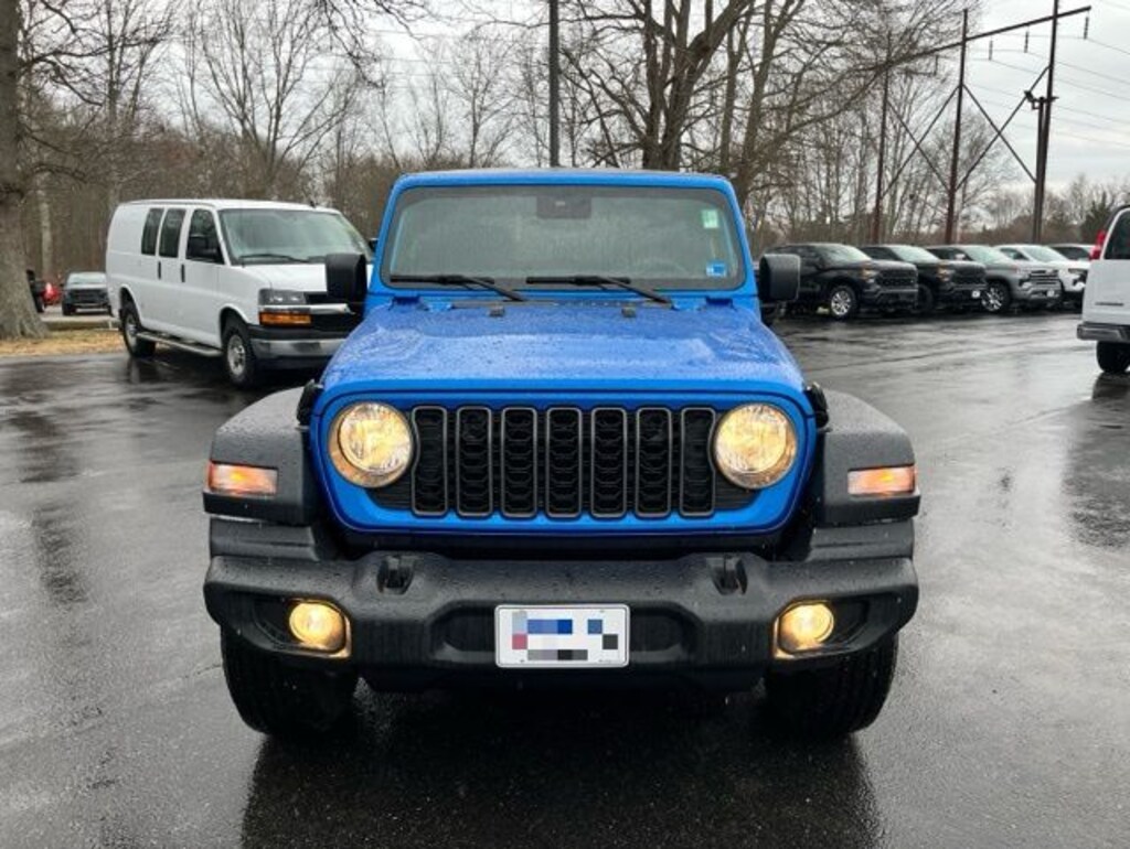 Used 2025 Jeep Wrangler Sport S SUV