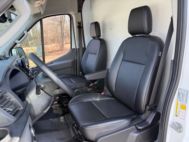 2025 Ford Transit Van Base - Photo 16