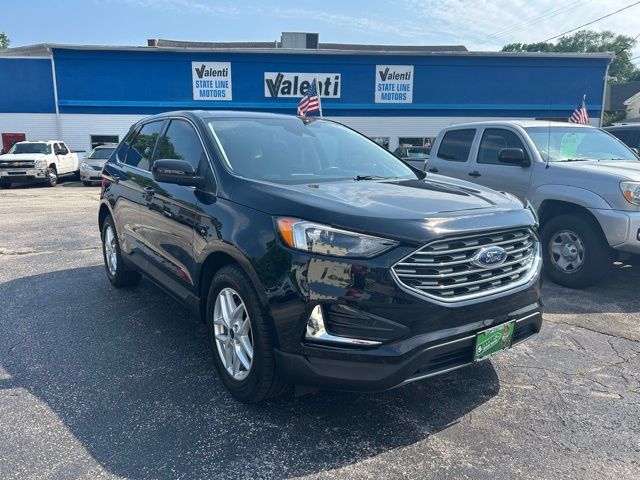 2022 Ford Edge SEL photo 3