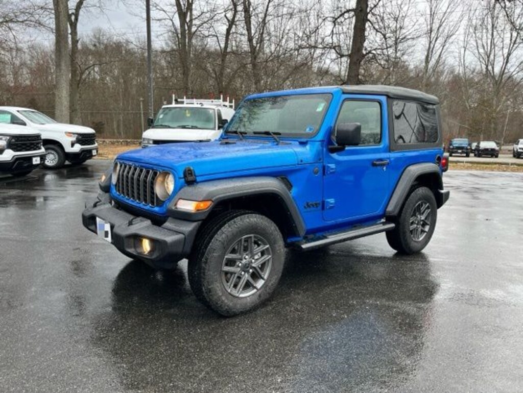 Used 2025 Jeep Wrangler Sport S SUV