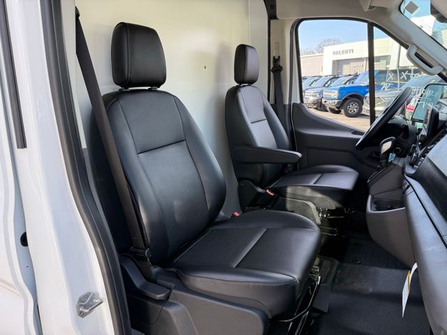 2025 Ford Transit Van Base - Photo 17