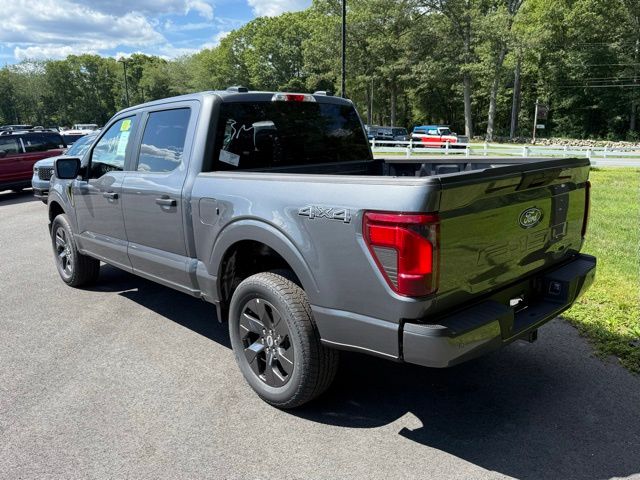 2025 Ford F-150 STX photo 4