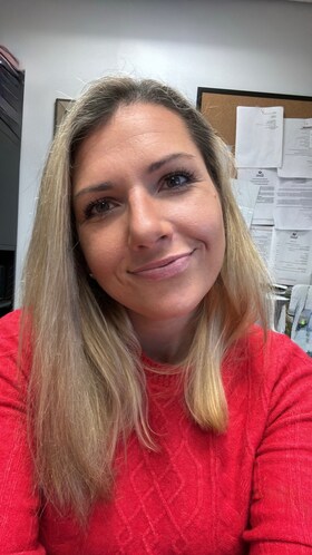 Staff member Elisa Calkins from d6ef63206965