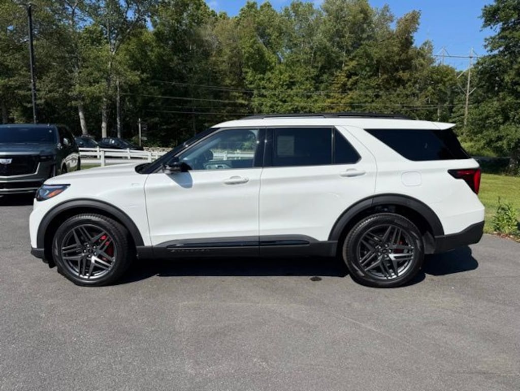 New 2025 Ford Explorer ST-Line SUV