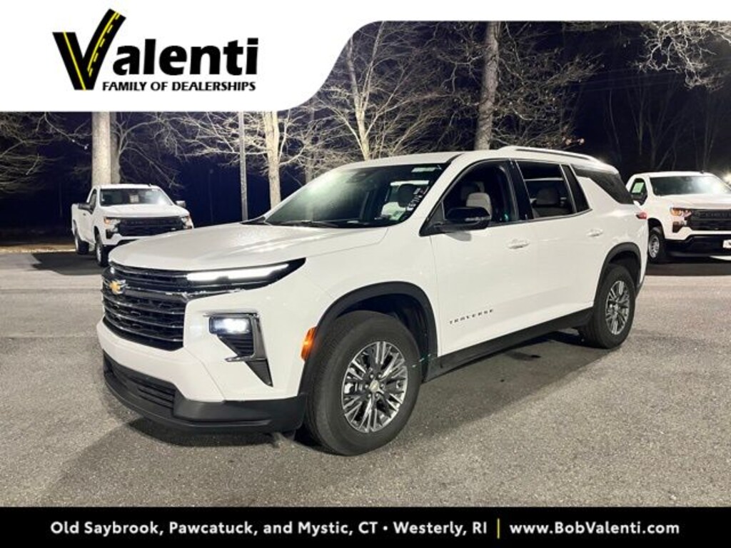 Used 2025 Chevrolet Traverse LT SUV